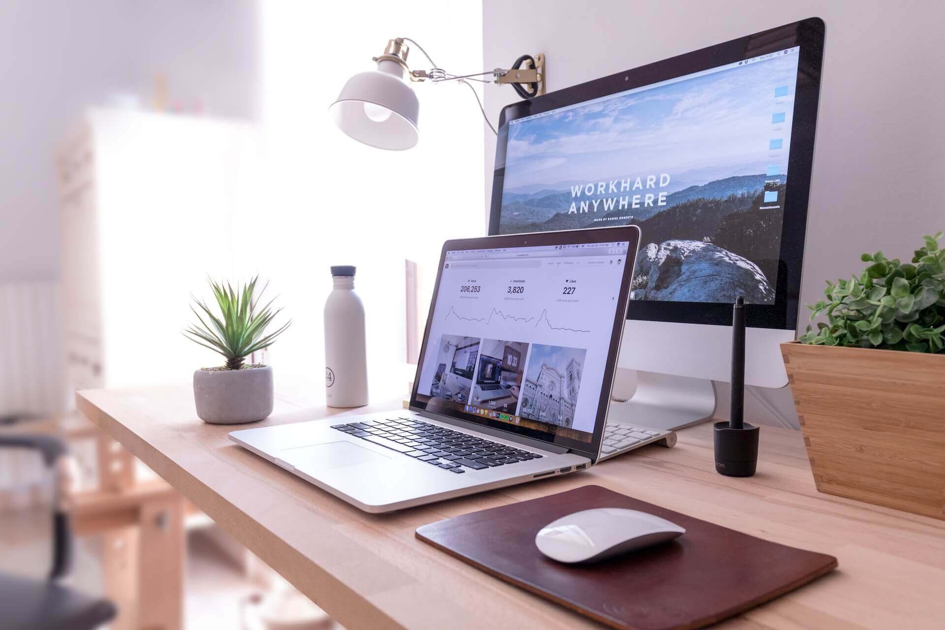 Can You Still Make Money With a Reseller Hosting Business in 2023?